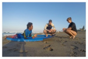 Let the Local Surf Guide Teach you how to surf 